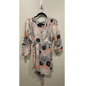 A PEA IN THE POD Floral Blouse